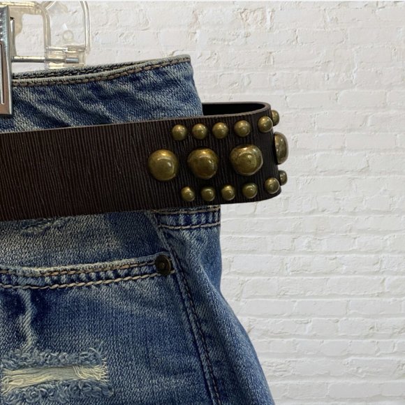VINTAGE APT. 9 -- Short Shorts, Distressed Denim, Leather Stud Belt, Never Worn - Picture 5 of 14